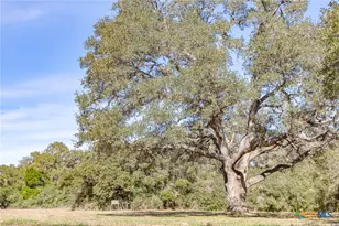 725 Private Rd 1581, Hallettsville, TX 77964 - Photo 20