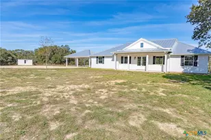 725 Private Rd 1581, Hallettsville, TX 77964 - Photo 1