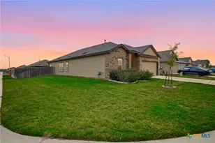 9149 Honey Mesquite, Seguin, TX 78155 - Photo 28