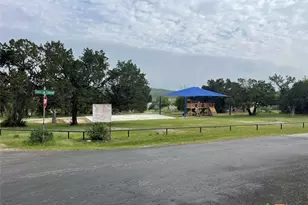 1800 Charter Oak, Canyon Lake, TX 78133 - Photo 24