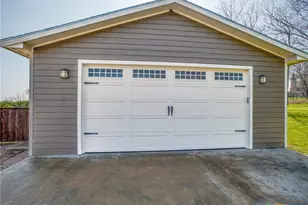 205 S Avenue D, Shiner, TX 77984 - Photo 40