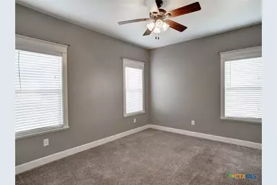 205 S Avenue D, Shiner, TX 77984 - Photo 24