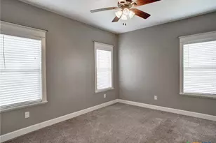 205 S Avenue D, Shiner, TX 77984 - Photo 24