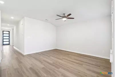 114 Barton Point, Cibolo, TX 78108 - Photo 4