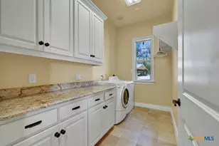 1262 Elm Creek Rd, New Braunfels, TX 78132 - Photo 34