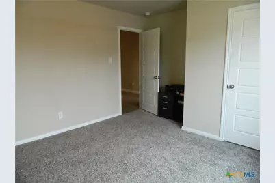 2929 Greenbriar, Seguin, TX 78155 - Photo 20