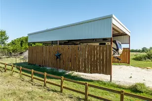 750 Co Rd 100, Purmela, TX 76566 - Photo 32