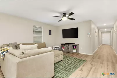 2921 Green Finch, New Braunfels, TX 78130 - Photo 6