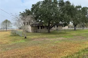 3502 and 3504 Pleasant Green Dr, Victoria, TX 77901 - Photo 44