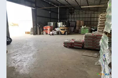 16624 North US Highway 281 Avenue, Lampasas, TX 76550 - Photo 8