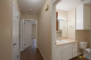 303 Gettysburg Dr, Victoria, TX 77904 - Photo 6