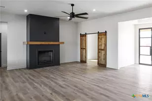 16026 Honey Rdg Dr, Holland, TX 76534 - Photo 6