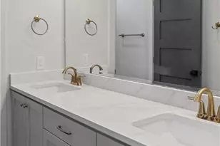 16026 Honey Rdg Dr, Holland, TX 76534 - Photo 10