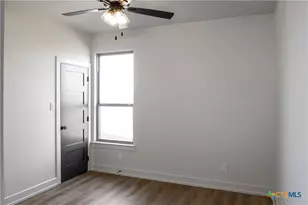 16026 Honey Rdg Dr, Holland, TX 76534 - Photo 14