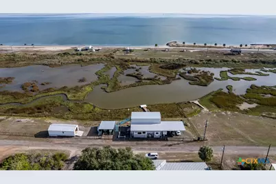 305 Zimmerman Road, Port Lavaca, TX 77979 - Photo 8