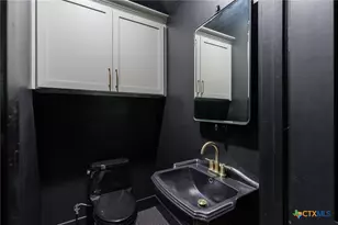 2001 Granite Cove Dr, Kingsland, TX 78639 - Photo 24