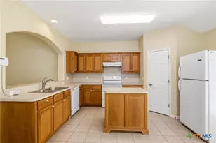 313 Riata, Victoria, TX 77901 - Photo 12