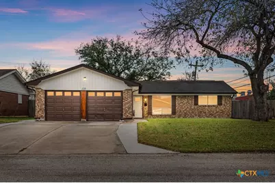118 Holiday Lane, Port Lavaca, TX 77979 - Photo 1