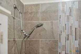 118 Holiday Ln, Port Lavaca, TX 77979 - Photo 32