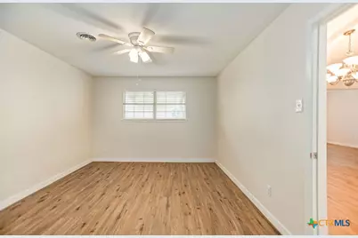 118 Holiday Lane, Port Lavaca, TX 77979 - Photo 18