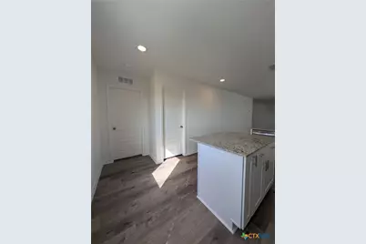 862 Bluegrass Point, New Braunfels, TX 78130 - Photo 14