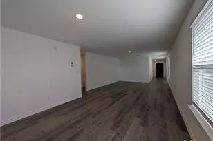 862 Bluegrass Pt, New Braunfels, TX 78130 - Photo 6