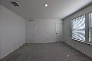 862 Bluegrass Pt, New Braunfels, TX 78130 - Photo 18