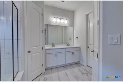 1764 Heritage Maples, New Braunfels, TX 78132 - Photo 14