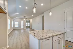 1764 Heritage Maples, New Braunfels, TX 78132 - Photo 6