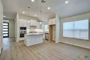 1764 Heritage Maples, New Braunfels, TX 78132 - Photo 2