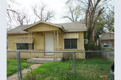 802 Campbell Street, Seguin, TX 78155 - Photo 2