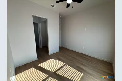 318 Warehouse Road, Victoria, TX 77905 - Photo 24