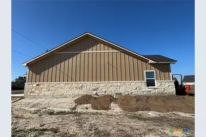 318 Warehouse Road, Victoria, TX 77905 - Photo 40