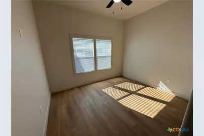 318 Warehouse Road, Victoria, TX 77905 - Photo 22