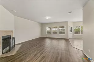 253 Flushing, New Braunfels, TX 78130 - Photo 4