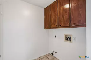 205 Lansdown St, Victoria, TX 77904 - Photo 16