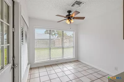 205 Lansdown Street, Victoria, TX 77904 - Photo 14