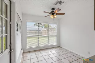 205 Lansdown St, Victoria, TX 77904 - Photo 14