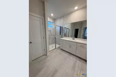 3146 Salite Road, New Braunfels, TX 78130 - Photo 14