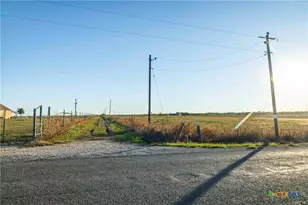 3191 Co Rd 463, Elgin, TX 78621 - Photo 30