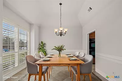 365 Green Park Drive, Belton, TX 76513 - Photo 4