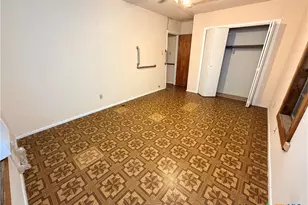 2304 Louise St, Seguin, TX 78155 - Photo 10