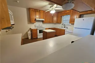 1106 Berkman Dr, Victoria, TX 77904 - Photo 14