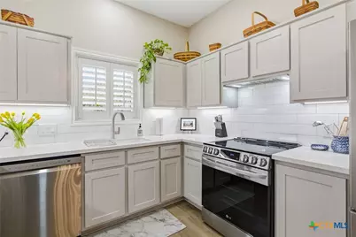 113 Charleston Drive, Victoria, TX 77904 - Photo 12