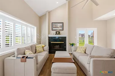 113 Charleston Drive, Victoria, TX 77904 - Photo 6