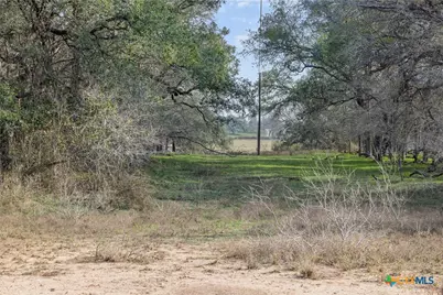 1144 Treetop Lane, Luling, TX 78648 - Photo 32