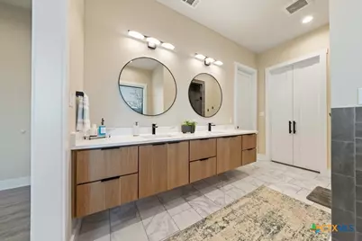 300 Bridgepoint Drive, Kingsland, TX 78639 - Photo 20