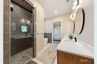 300 Bridgepoint Drive, Kingsland, TX 78639 - Photo 20