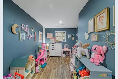 404 Glen Oaks Ln, Cuero, TX 77954 - Photo 16