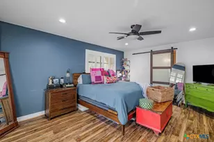 404 Glen Oaks Ln, Cuero, TX 77954 - Photo 18